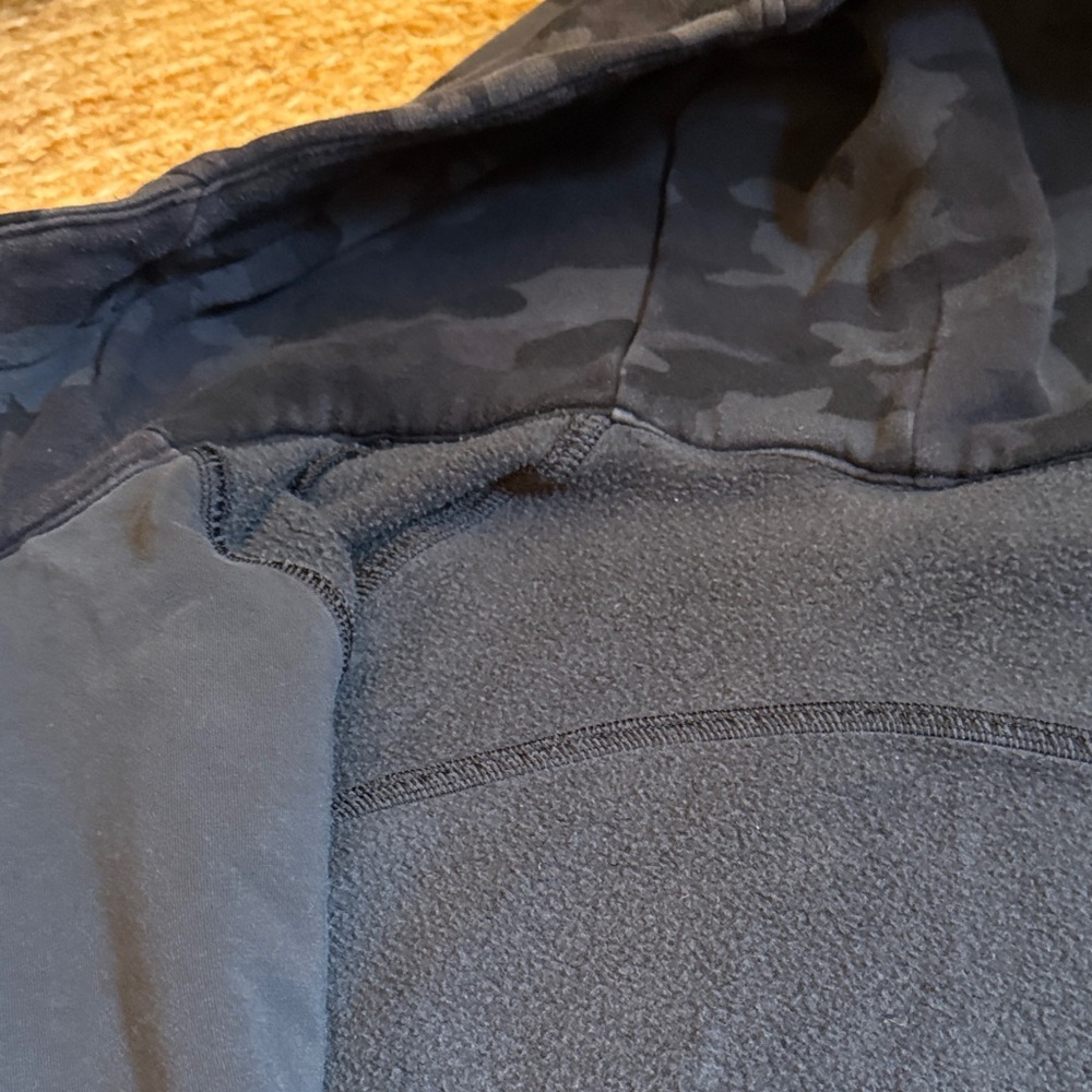 Lululemon Scuba Hoodie Women’s - Picture 3 of 4